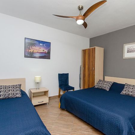 Classy Apartment Center Split Bagian luar foto