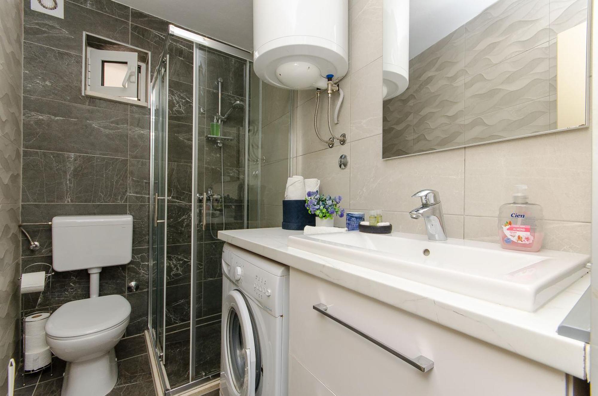 Classy Apartment Center Split Bagian luar foto