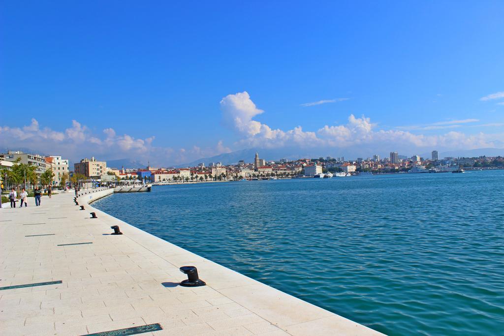 Classy Apartment Center Split Bagian luar foto