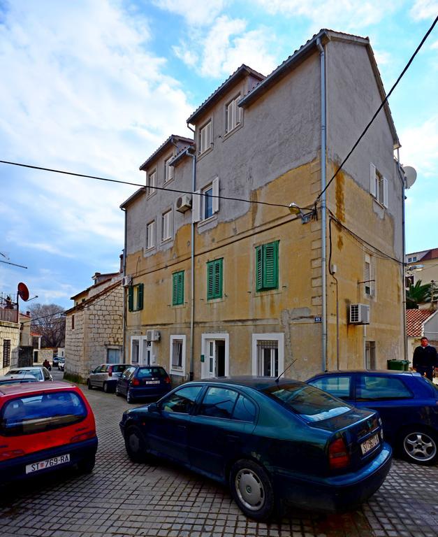 Classy Apartment Center Split Bagian luar foto
